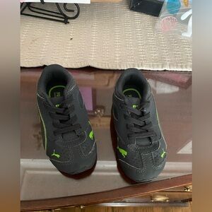 Puma Kids Shoes - Gray and Green